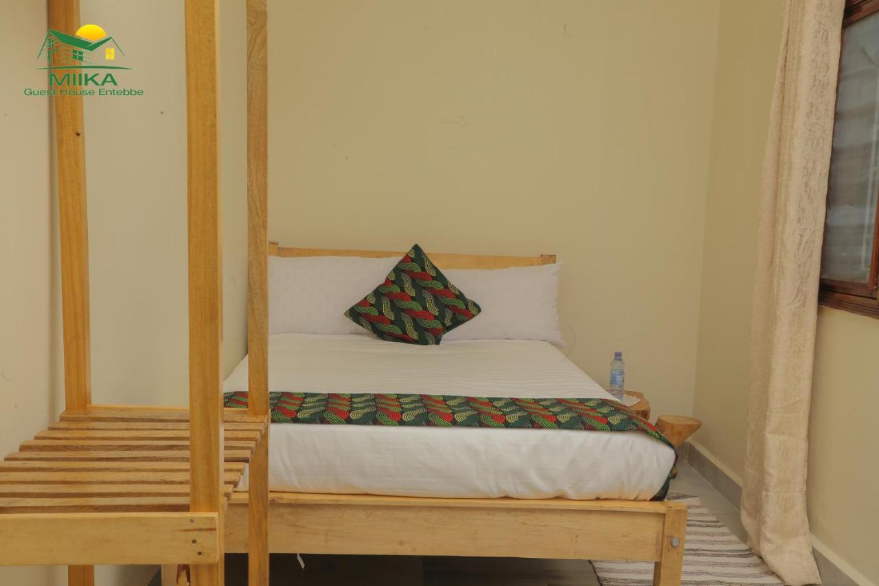 Miika Guest House Entebbe Exteriör bild